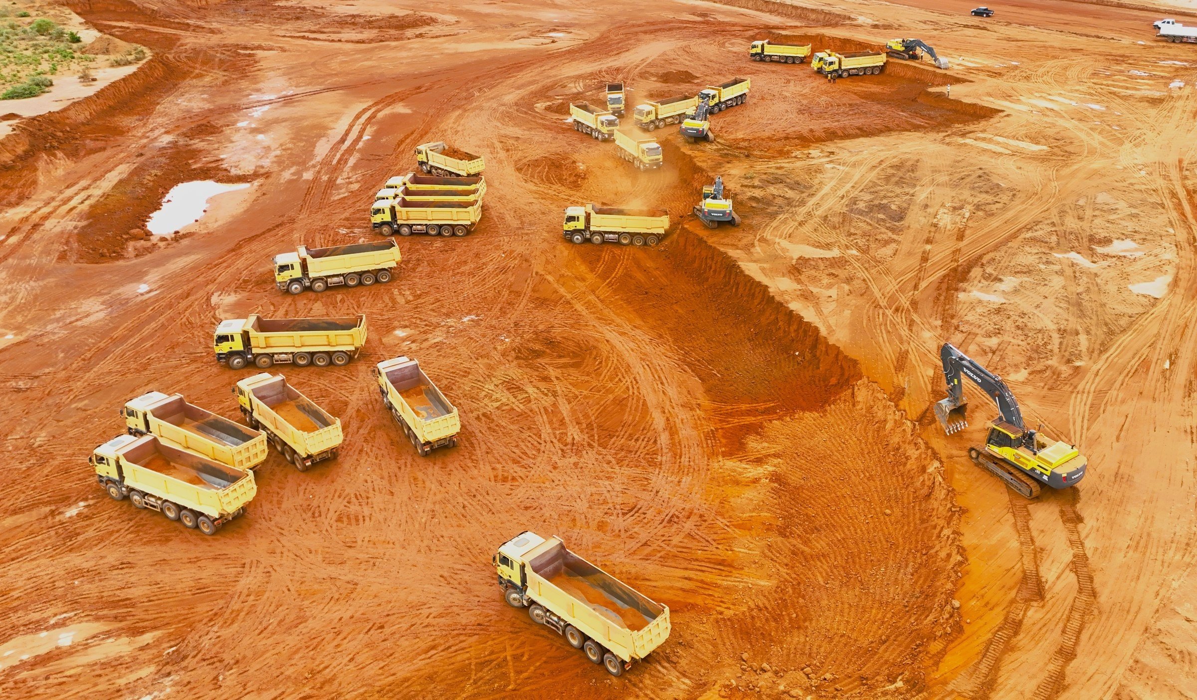 Earthmoving fleet deployed on the Sokoto section